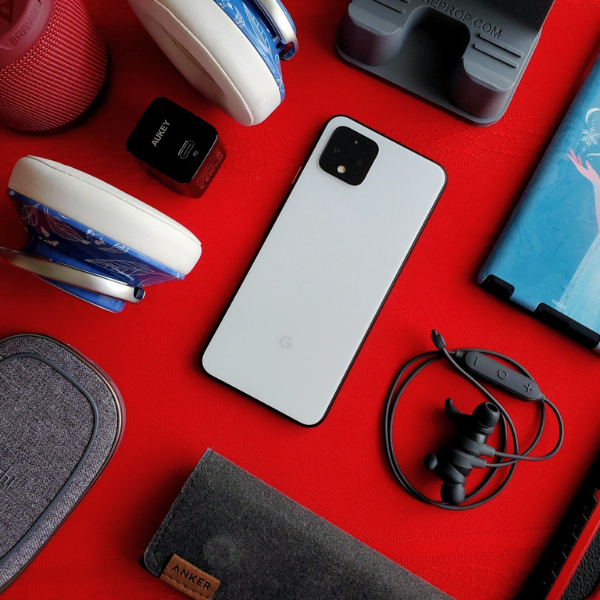 Top Mobile Accessories Every Bahamian Needs in 2025
