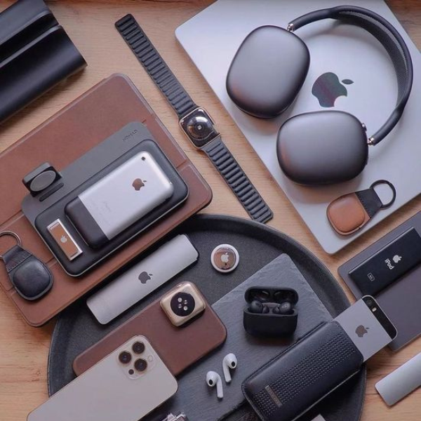 Top 10 Must-Have Tech Accessories in The Bahamas 2025